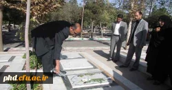 گرامیداشت هفته دفاع مقدس به روایت تصویر(غبار روبی مزارشهدا)