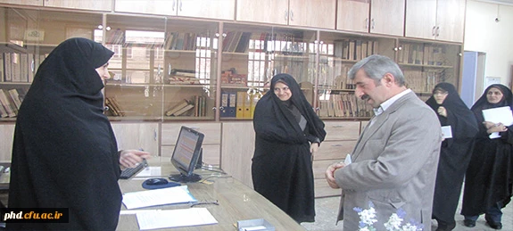 بازدید دکتر کیانی وهمراهان از پردیس شهیدهاشمی نژادبه روایت تصویر