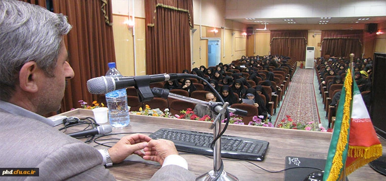 بازدید دکتر کیانی از مرکز آموزشی شهید کامیاب