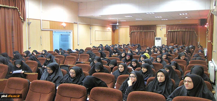 بازدید دکتر کیانی از مرکز آموزشی شهید کامیاب