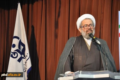 دکتر صادق زاده،معاونت فرهنگی دانشگاه فرهنگیان نیز در همایش جایگاه و اقتضایات در تربیت معلم با بیان این مطلب که به تعبیر مقام معظم رهبری دانشگاه فرهنگیان جایی است که شخصیت معلم در آن ساخته می شو