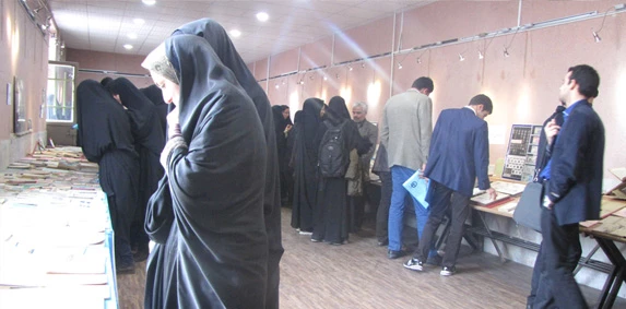 برگزاری نمایشگاه تاریخچه 5/1 قرن گذشته آموزش و پرورش و سیر تحول کتب درسی