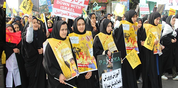 13 آبان به روایت تصویر