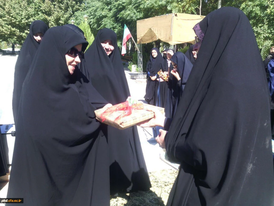 مراسم غبارروبی از مزار روبی از مزارشهدای مدافع حرم