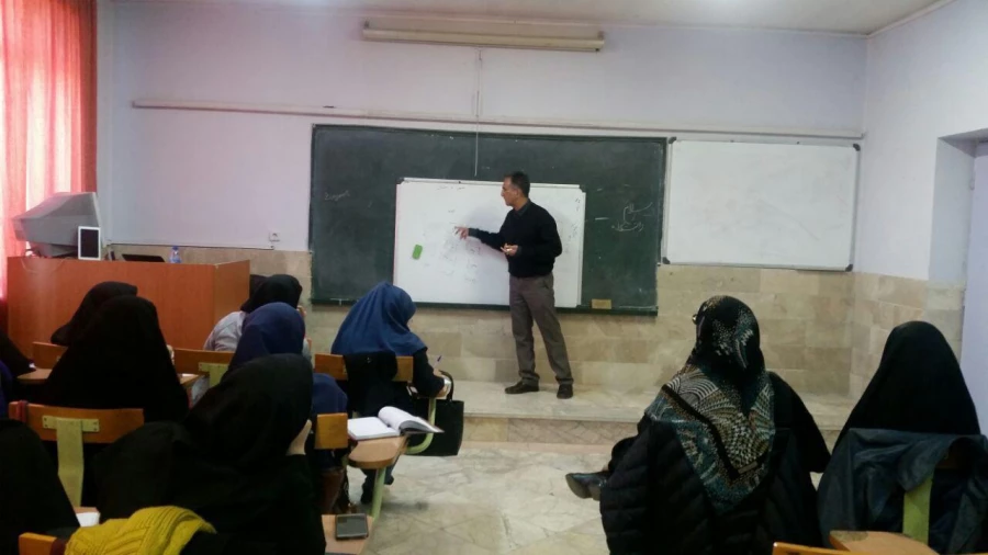 برگزاری کارگاه های روایت پژوهی توسط دکتر عباسی