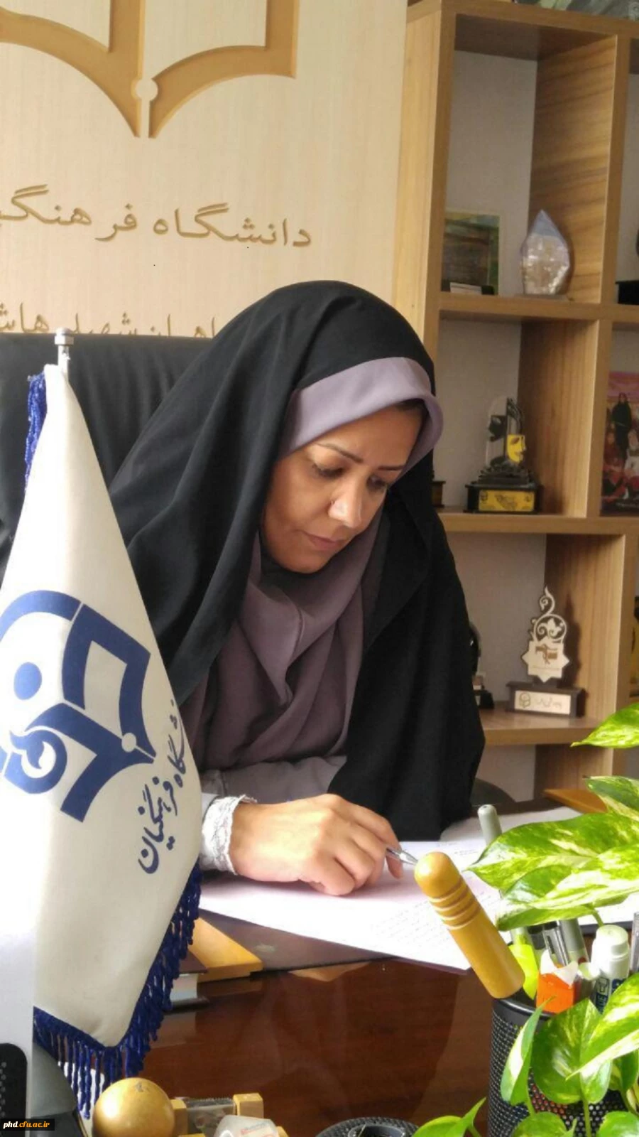 خانم دکتر کاظمی در گفتگو با خبرنگار