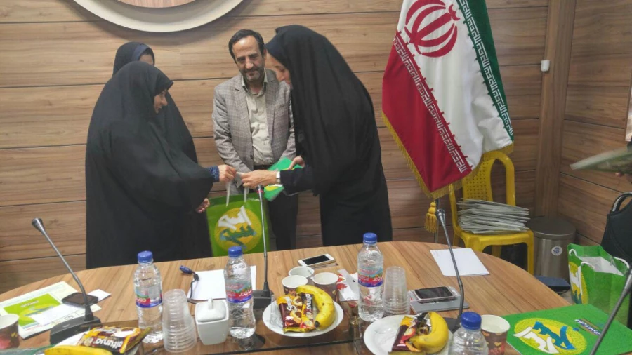 تقدیر از عوامل اجرایی سی ویکمین جشنواره قرآن و عترت