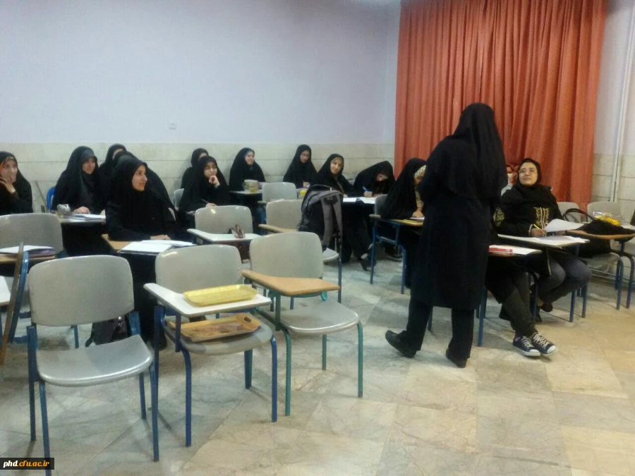 کارگاه های مرکز مشاوره با حضور خانم دکتر آزاد