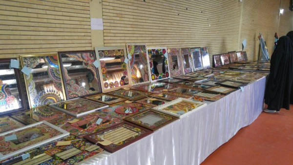 نمایشگاه دست سازه های هنری دانشجویان پردیس شهید هاشمی نژاد به روایت تصویر