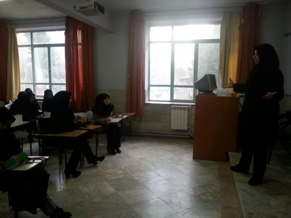 کارگاه آموزش بازی و سرگرمی