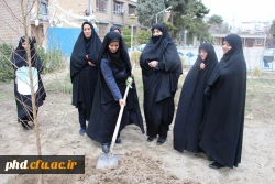 مراسم  درختکاری در پردیس شهیدهاشمی نژاد