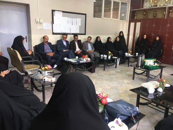 حضور دکتر مجتبوی در پردیس شهید هاشمی نژاد در روز معلم