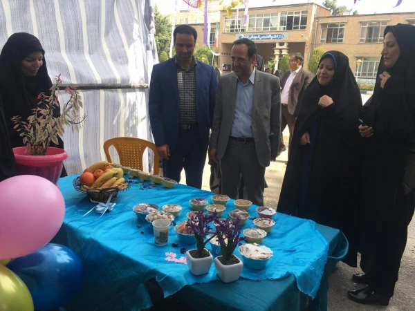 حضور دکتر مجتبوی در پردیس شهید هاشمی نژاد در روز معلم