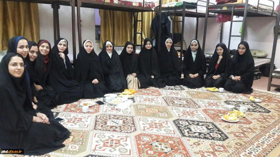 جلسه در خوابگاه نرجس