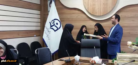 به مناسبت ایام دهه بابرکت کرامت و ولادت حضرت فاطمه معصومه (ع) وروز ملی دختر  ودر آستانه میلاد امام علی بن موسی الرضا (ع) مراسم جشنی با حضور دانشجو معلمان با عنوان جشن میلاد کریمانه ترین مهر د رتالار امام علی پردیس برگزارشد. دکتر کاظمی سرپرست پردیس شهید ها