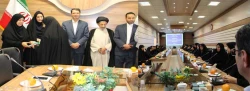 ا حضور مدیریت امور پردیس های دانشگاه فرهنگیان خراسان رضوی صورت پذیرفت :
 تجلیل از دانشجو معلمان شرکت کننده در طرح زیارتی گام های عاشقی