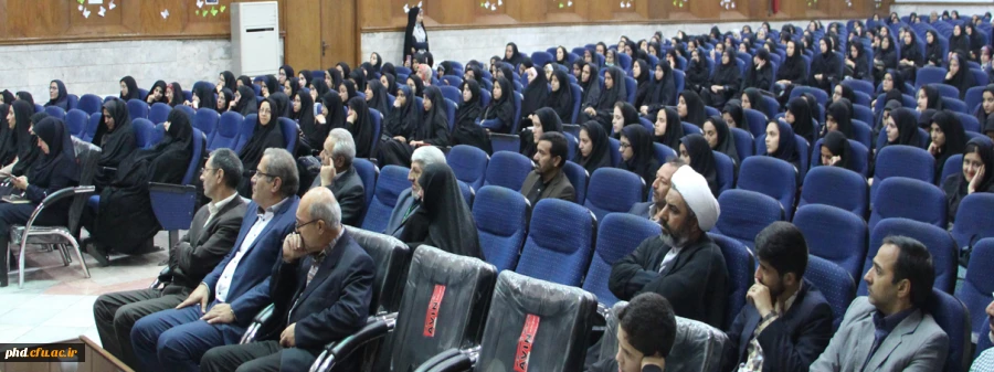 شهید هاشمی نژاد عنصری هویت ساز برای استان خراسان رضوی است . 3