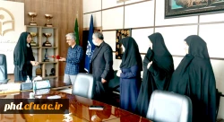 تقدیر از مسئول روابط عمومی پردیس 2