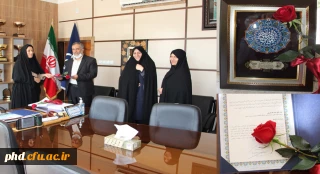  در سالروز شهادت دکتر چمران انجام گرفت 

تجلیل از مسئول بسیج کانون اساتید دانشگاه فرهنگیان استان خراسان رضوی ومعاونت اموردانشجویی پردیس شهید هاشمی نژاد 