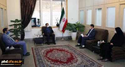 پیگیری تخصیص اعتبار برای تکمیل پروژه سرای کوثر پردیس شهید هاشمی نژاد

در دیدارمدیریت امور پردیس های دانشگاه فرهنگیان خراسان رضوی  وریاست  این پردیس  با معاون استاندار و فرماندار مشهد مقدس