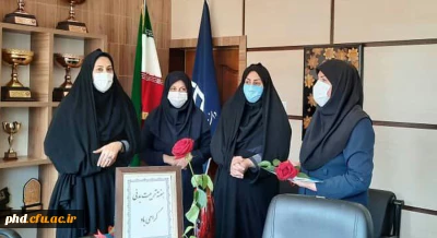 تجلیل از زحمات اساتید گروه تربیت بدنی پردیس در هفته تربیت بدنی