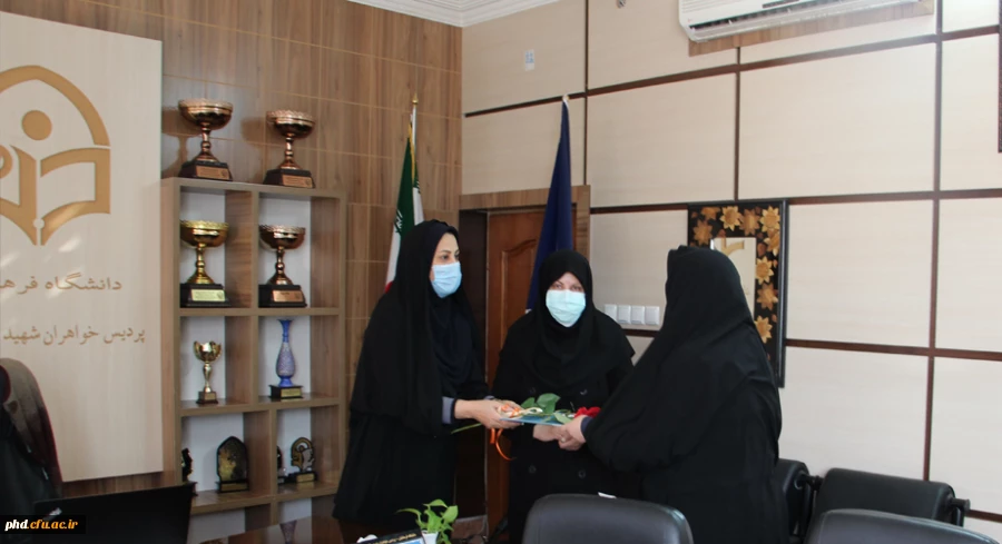 تقدیر از کارشناس مسئول پژوهش پردیس شهید هاشمی نژاد 2