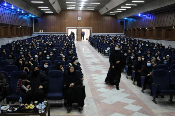 آیین گرامیداشت دهه سرآمدی آموزش و تکریم مقام معلم و استاد 17