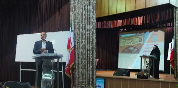 برگراری جلسه آشنایی دانشجو معلمان  با مقررات اداری وآموزشی واستخدامی در آستانه سال تحصیلی 2