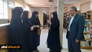 به مناسبت بزرگداشت هفته کتاب و روز کتابدار برگزار شد .