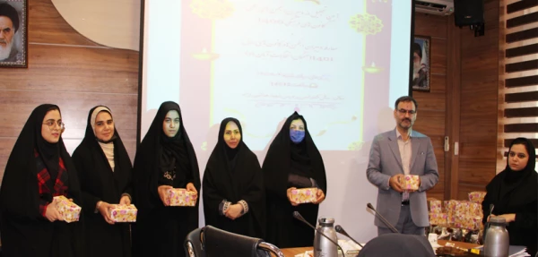 آیین تجلیل از دبیران انجمن های علمی و کانون های فرهنگی سال 1400 و معارفه دبیران جدید برگزار شد  4