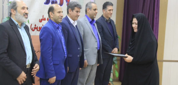 افتخار آفرینی تیم پژوهشی اعزامی پردیس شهید هاشمی نژاد در هفتمین جشنواره ملی پژوهش های دانشجویی (پویش)  2