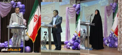 درمراسم هفته گرامیداشت سراهای دانشجویی صورت پذیرفت:

تقدیر از سرپرستان سراهای دانشجویی و دانشجو معلمان فعال حوزه امور دانشجویی