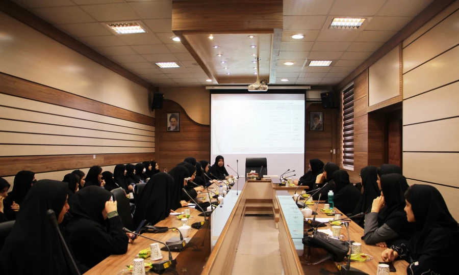 برگزاری جلسه توجیهی ترم تابستانی دانشجویان  رشته های ریاضی و فیزیک 3