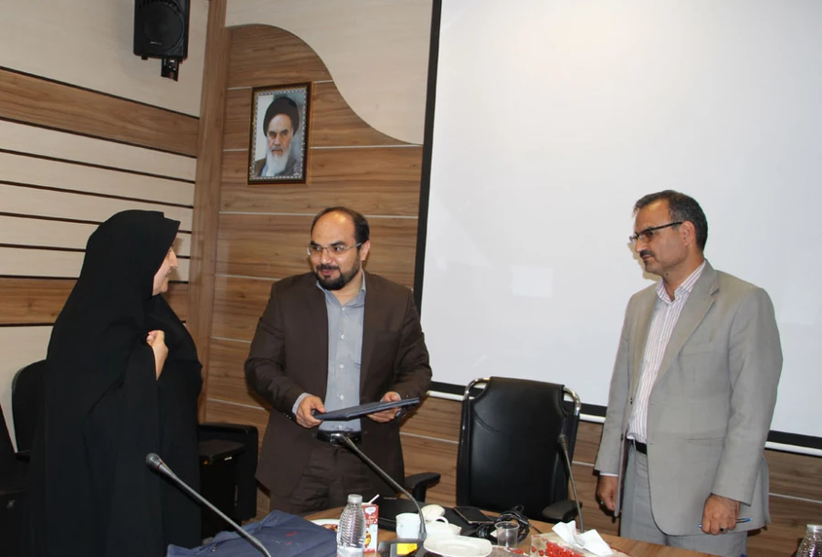 برگزاری دومین جلسه کمیته مداخله در بحران و پیشگیری از رفتارهای خود آسیب رسان پردیس شهید هاشمی نژاد 2