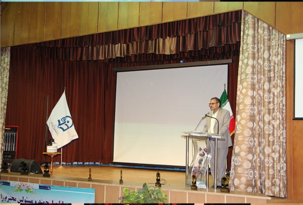 آئین فارغ التحصیلی کارشناسی  98 -