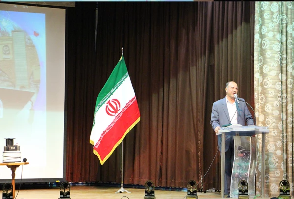 آئین فارغ التحصیلی کارشناسی  98 -