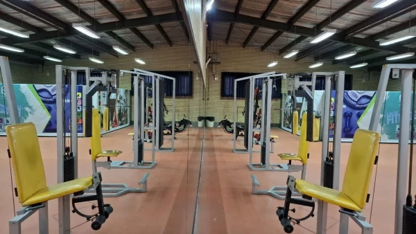 تشریح فعالیت سالن ورزش و تندرستی پردیس شهید هاشمی نژاد  2