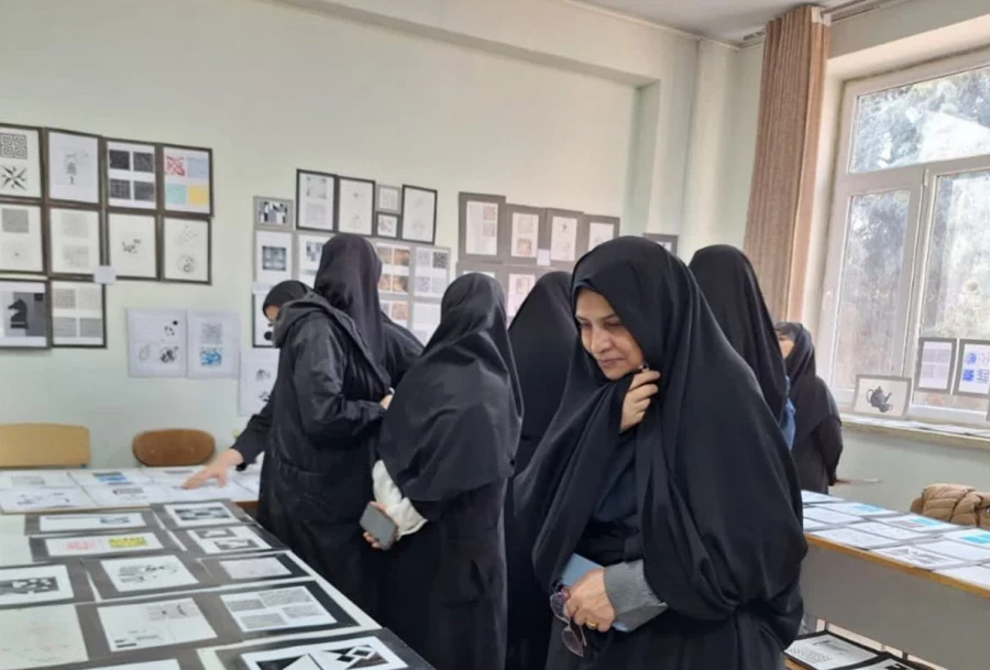 رگزاری ژوژمان هنری  رشته آموزش هنر درس مبانی هنر های تجسمی1، استاد جواد نکونام، و درس نقاشی1، استاد غلامرضا خلیلی 3