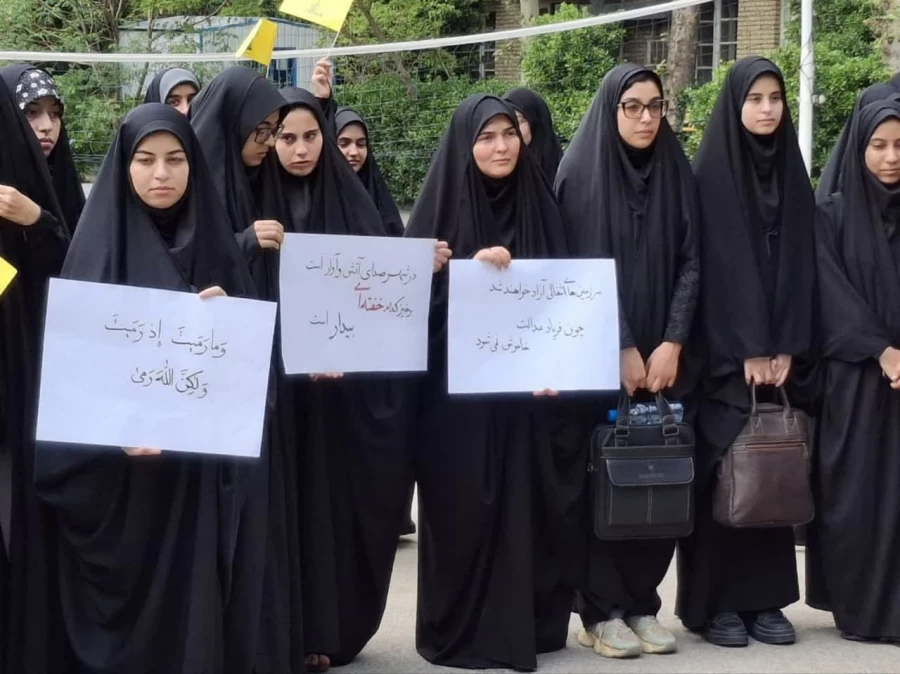 تجمع جامعه دانشگاهی درپردیس شهید هاشمی نژاد ومراکز آموش عالی تابعه در محکومیت جنایات رژیم صهیونی علیه مردم مظلوم فلسطین و غزه با حضور مسئولین، استادان، کارکنان و دانشجویان 2