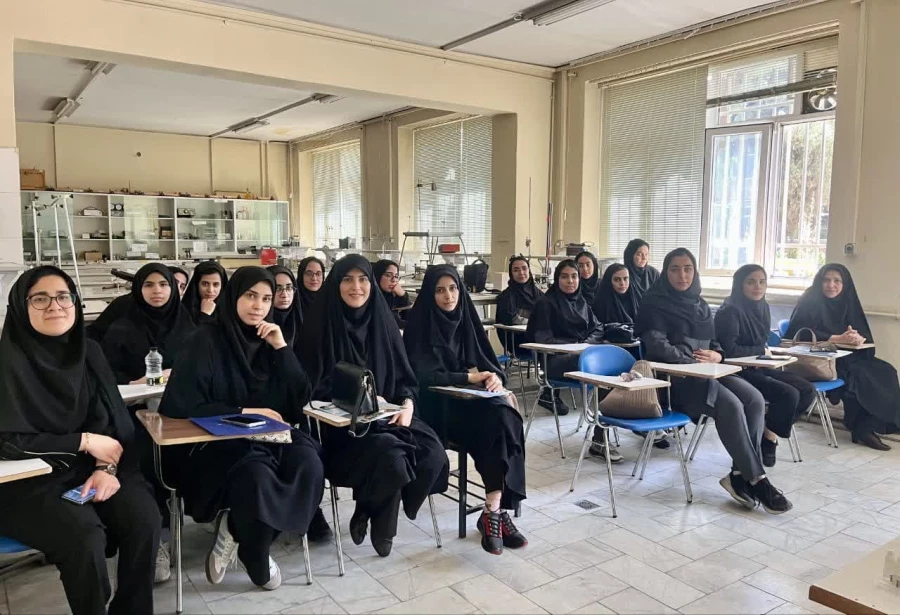 برگزاری رویداد آشنایی با نانو  در پردیس شهید هاشمی نژاد مشهد 4