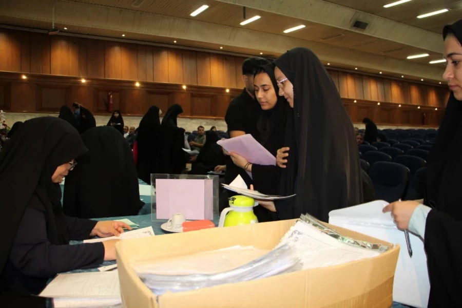 آغازفرایند ثبت نام پذیرفته شدگان دانشگاه فرهنگیان آزمون سراسری ۱۴۰۴ در پردیس شهید هاشمی نژاد 5