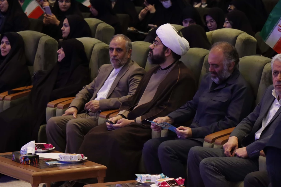 آیین استقبال از دانشجو معلمان ورودی ۱۴۰۴ پردیس شهید هاشمی نژاد